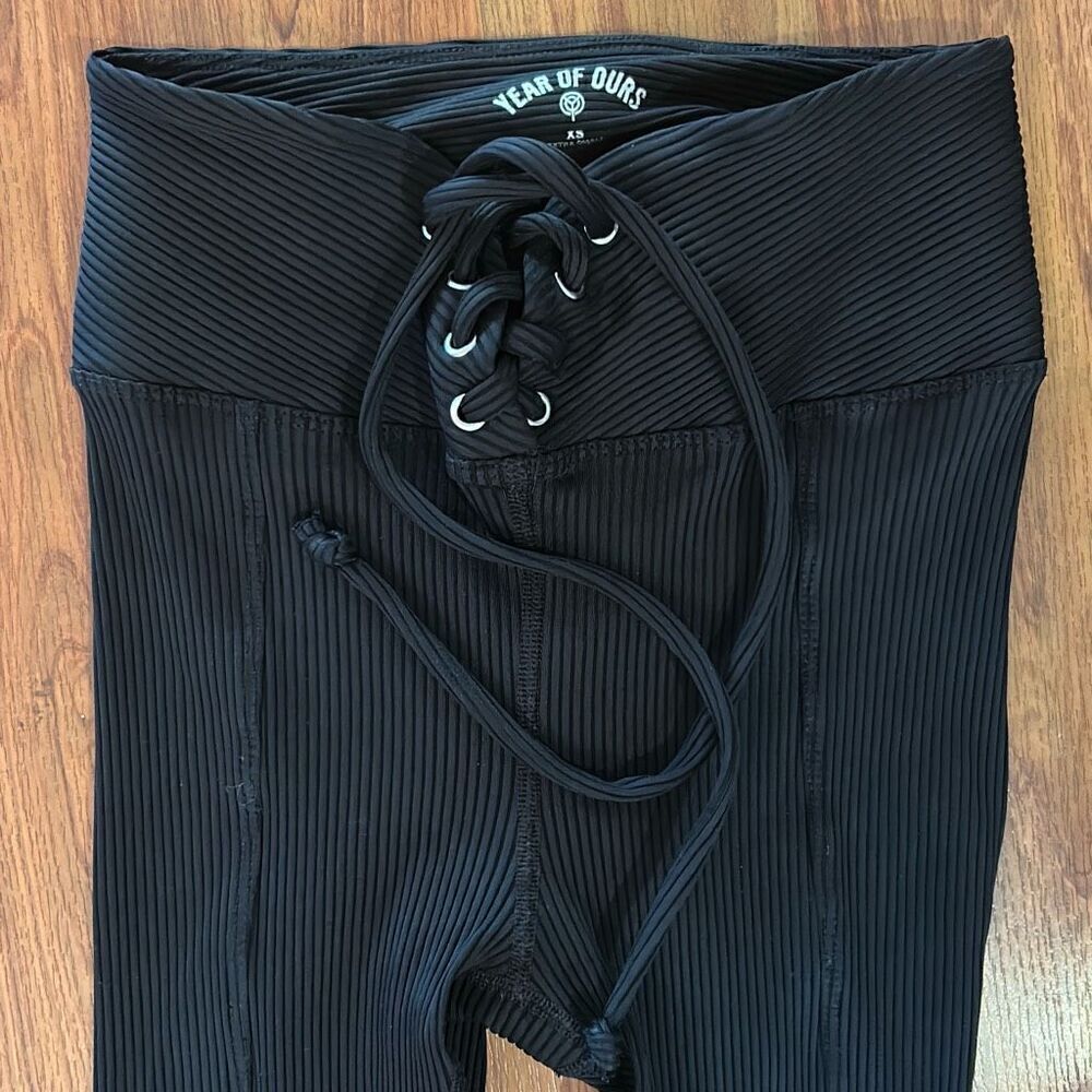 NWOT Year of Ours black ribbed football tight legging xs